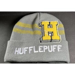 HARRY POTTER Beanie Hufflepuff Varsity Big H Patch Stripes Unisex Wizards World